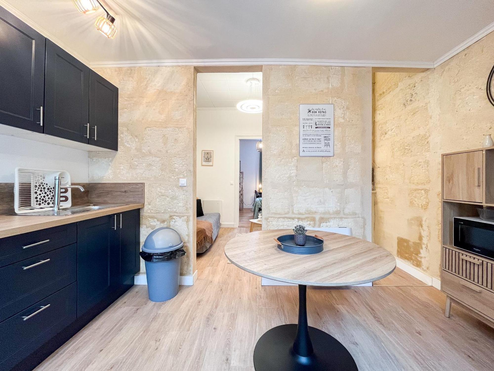 Echoppe Typique Avec Terrasse Villa Talence Exterior photo
